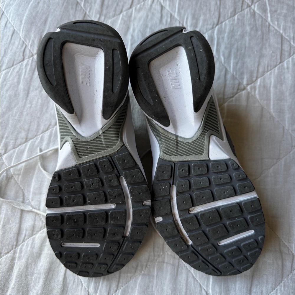 Nike AL8 Women’s Sneakers - Picture 7 of 7